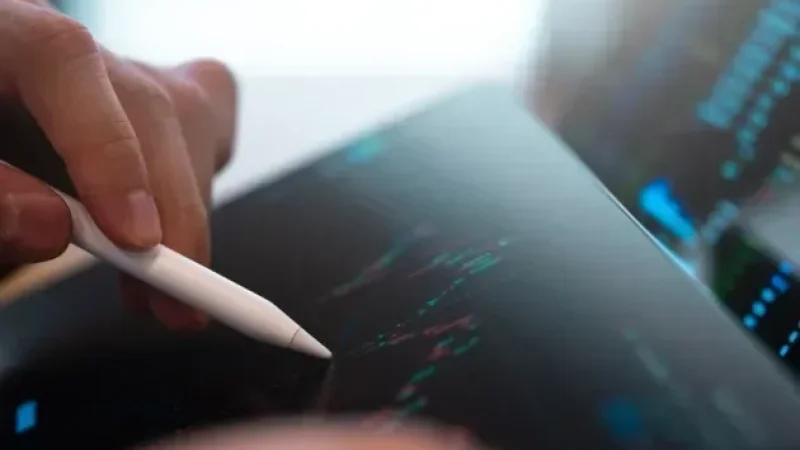 Mitigating Compliance Risk with Actionable Data: How This Fortune 100 Financial Firm Found Success